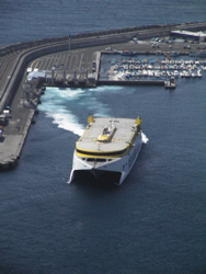 Hafen von Agaete im Westen von Gran Canaria